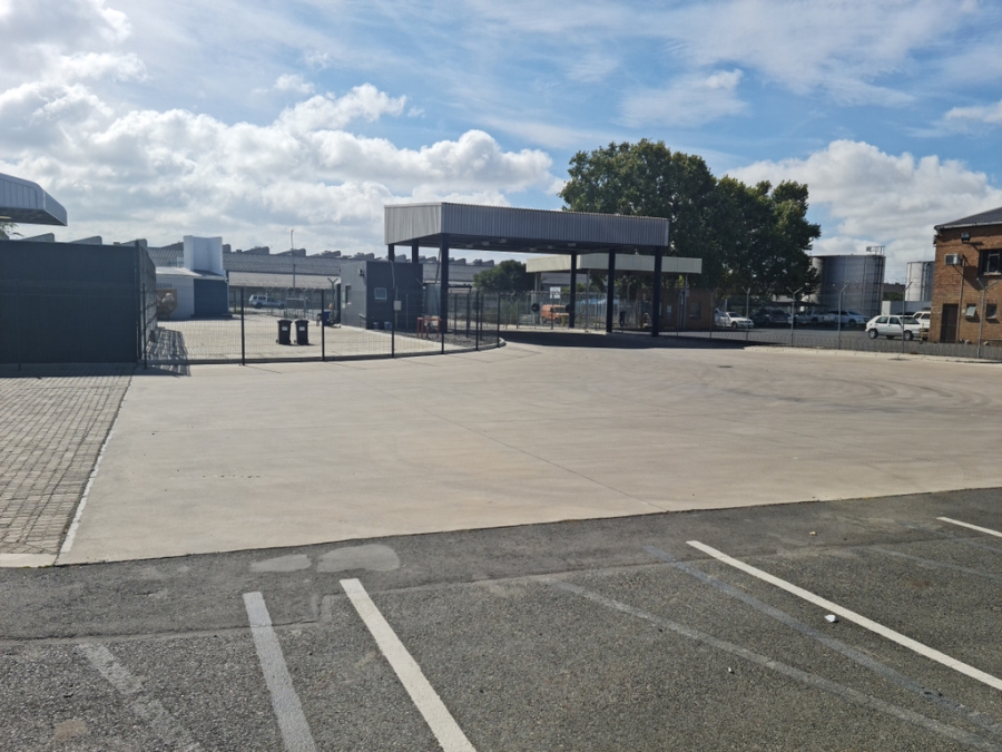 To Let commercial Property for Rent in Blackheath Industrial Western Cape